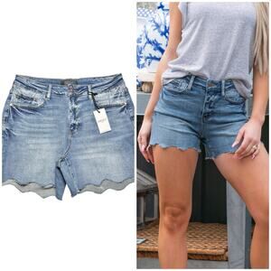 Judy Blue | Women | Bandana Mid Rise Scalloped Denim Cut Off Shorts | Sz 1XL